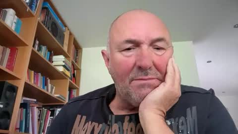 Snapshot of bartvel chatting on 05-07-26, 10:42 bartvel online show from 05-07-26, 10:42