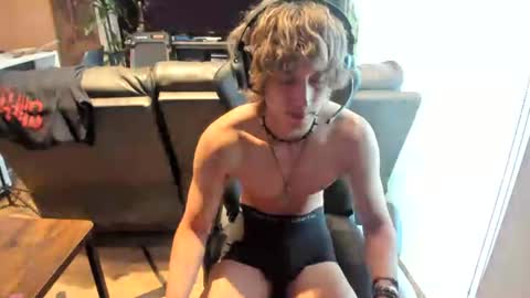 Snapshot of bashful4200 chatting on 07-02-26, 10:49 ryan online show from 07-02-26, 10:49