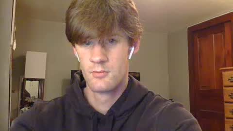 basicallyjustmee online show from 05-16-26, 02:19