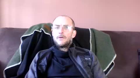 basiccamguy online show from 02-06-25, 02:15