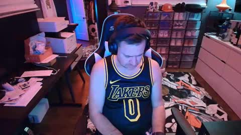 Snapshot of basketballjerseygang chatting on 02-02-26, 08:13 Jordan online show from 02-02-26, 08:13