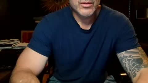 Snapshot of basrutten1 chatting on 07-18-26, 12:20 Bas online show from 07-18-26, 12:20