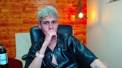 Bastian online show from 01-05-25, 02:19