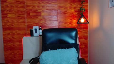 Bastian online show from 01-22-25, 04:02