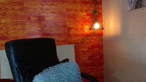 Bastian online show from 02-18-25, 06:59