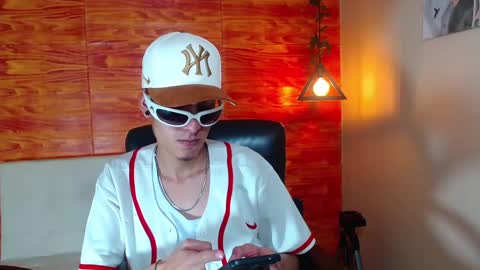 Bastian online show from 02-20-25, 02:40