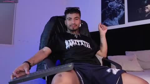 bastian66_ online show from 06-11-26, 10:19