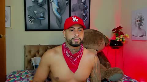 bastian_jones1 online show from 02-02-25, 07:20