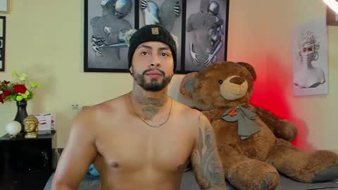 bastian_jones1 online show from 02-17-25, 04:42