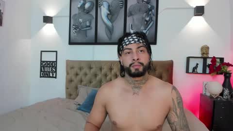 bastian_jones1 online show from 12-16-25, 06:07