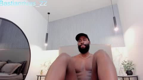 Bastian. online show from 10-10-25, 12:04