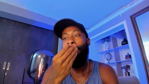 Bastian. online show from 11-06-25, 12:17