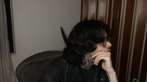 Snapshot of bastiel_ chatting on 07-02-26, 02:44 Bastiel online show from 07-02-26, 02:44