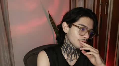 Snapshot of bastiel_ chatting on 07-15-26, 02:17 Bastiel online show from 07-15-26, 02:17