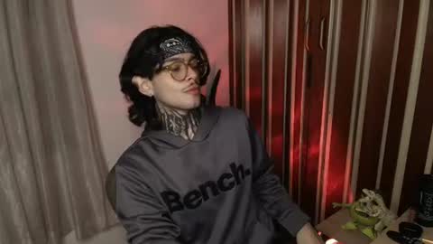 Snapshot of bastiel_ chatting on 07-30-26, 01:59 Bastiel online show from 07-30-26, 01:59