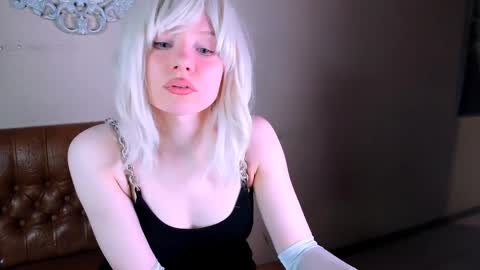 Ask me  online show from 04-07-26, 10:53
