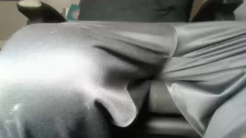 Snapshot of batmannrobin1313 chatting on 10-17-25, 11:07 archangel online show from 10-17-25, 11:07