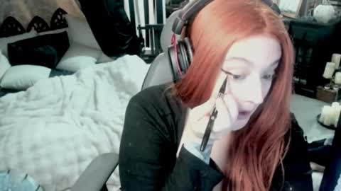 Audrey online show from 12-05-25, 06:33