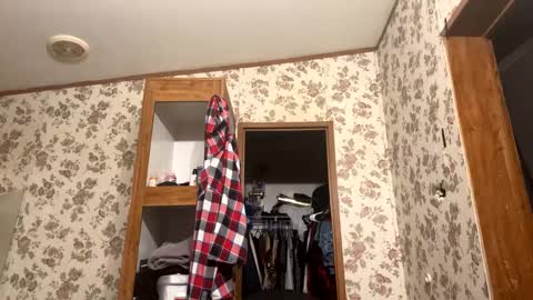 battlewolfxx online show from 12-13-24, 09:46