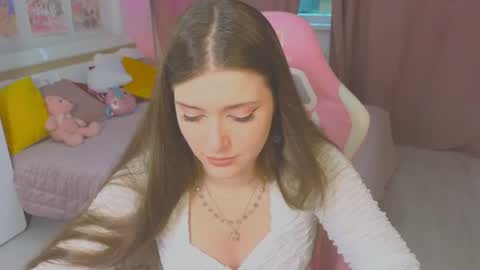 Snapshot of batty_sweetie chatting on 07-04-26, 07:47 Jessica online show from 07-04-26, 07:47