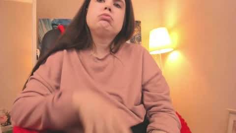 Snapshot of battymoll chatting on 03-07-25, 11:05 battymoll online show from 03-07-25, 11:05