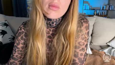 Battyredhair online show from 02-19-26, 02:02