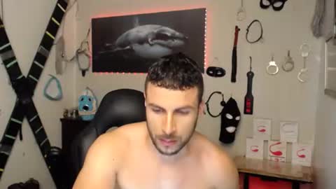 Snapshot of bayron_fiit chatting on 05-25-26, 10:27 Bayron Rodriguez online show from 05-25-26, 10:27