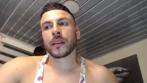 Snapshot of bayron_fiit chatting on 06-01-26, 12:56 Bayron Rodriguez online show from 06-01-26, 12:56