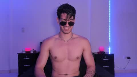 Valentino online show from 01-16-25, 09:19