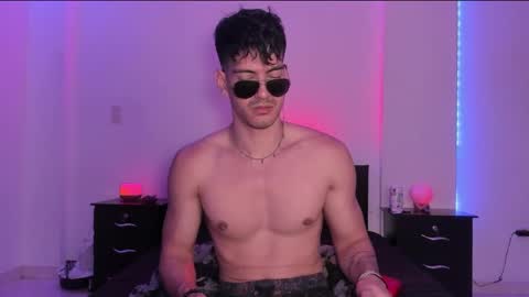 Valentino online show from 01-28-25, 09:19