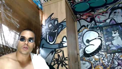 Snapshot of bbc_monster1 chatting on 03-20-26, 07:52 Justin online show from 03-20-26, 07:52