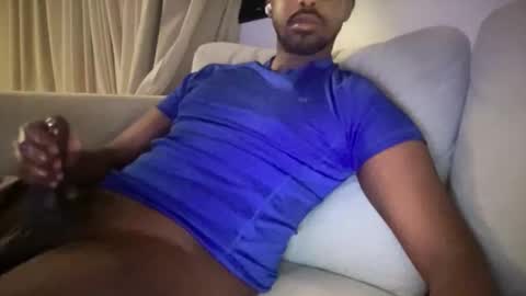 Snapshot of bbcdaevon8inch chatting on 05-20-26, 04:29 Daevon online show from 05-20-26, 04:29