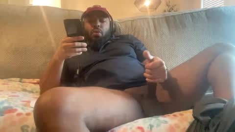 Snapshot of bbcfun44 chatting on 01-27-25, 02:46 Zaddy online show from 01-27-25, 02:46