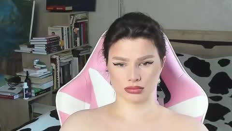 Snapshot of bbj_one chatting on 06-15-26, 05:09 bbj_one online show from 06-15-26, 05:09
