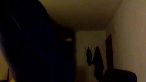 Snapshot of bbnamelezz chatting on 10-24-25, 05:37 BB Namelezz online show from 10-24-25, 05:37