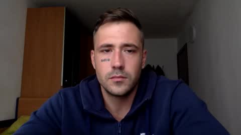 Snapshot of bbnamelezz chatting on 10-27-25, 09:13 BB Namelezz online show from 10-27-25, 09:13