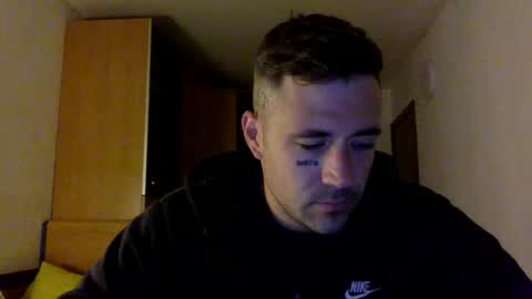 Snapshot of bbnamelezz chatting on 11-03-25, 05:52 BB Namelezz online show from 11-03-25, 05:52