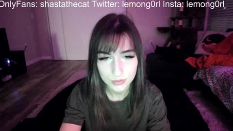 Snapshot of bbshasta chatting on 01-22-25, 03:41 Shasta online show from 01-22-25, 03:41