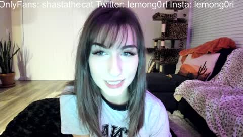 Snapshot of bbshasta chatting on 02-03-25, 02:25 Shasta online show from 02-03-25, 02:25