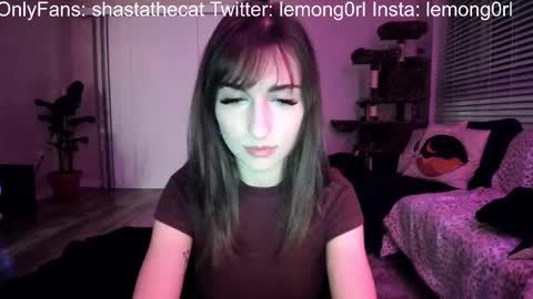 Snapshot of bbshasta chatting on 03-12-25, 05:24 Shasta online show from 03-12-25, 05:24