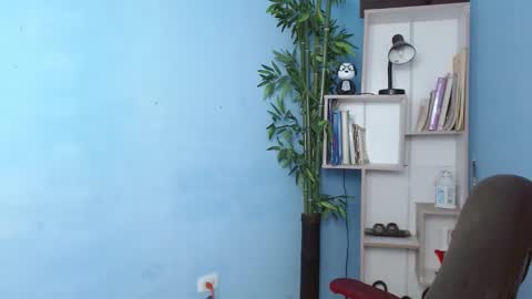 Snapshot of bbw_charlote chatting on 02-21-25, 06:04 Charlote online show from 02-21-25, 06:04