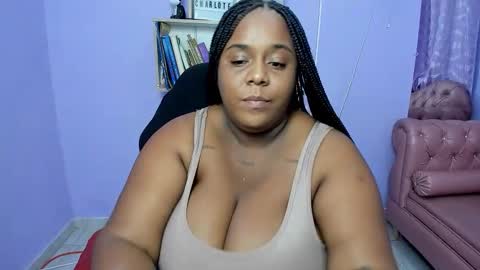 Snapshot of bbw_charlote chatting on 10-21-25, 10:38 Charlote online show from 10-21-25, 10:38