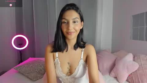 Snapshot of bby_salome_ chatting on 08-06-26, 06:04 salom online show from 08-06-26, 06:04