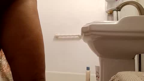 Snapshot of bcfalcon69 chatting on 05-18-26, 01:35 bcfalcon69 online show from 05-18-26, 01:35