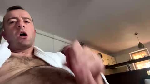 Snapshot of bdrvmark21 chatting on 10-23-25, 01:54 bdrvmark21 online show from 10-23-25, 01:54