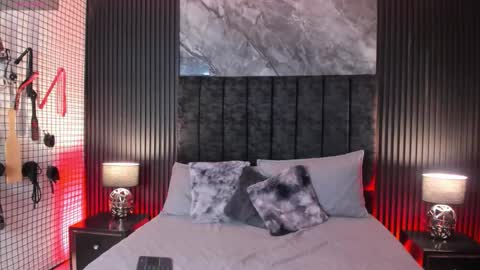 Snapshot of bdsm_doll chatting on 02-10-26, 11:42 Danna online show from 02-10-26, 11:42