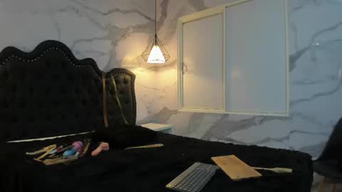 Meduza  online show from 03-10-26, 04:28