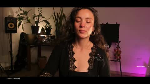 Snapshot of be_lov chatting on 03-06-25, 11:36 Call me Bells Next Stream on Wednesday Feb 26 online show from 03-06-25, 11:36