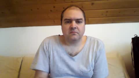 Snapshot of bear037 chatting on 01-19-25, 09:44 bear037 online show from 01-19-25, 09:44