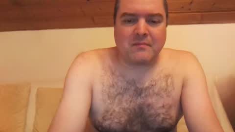 bear037 online show from 12-20-25, 03:57